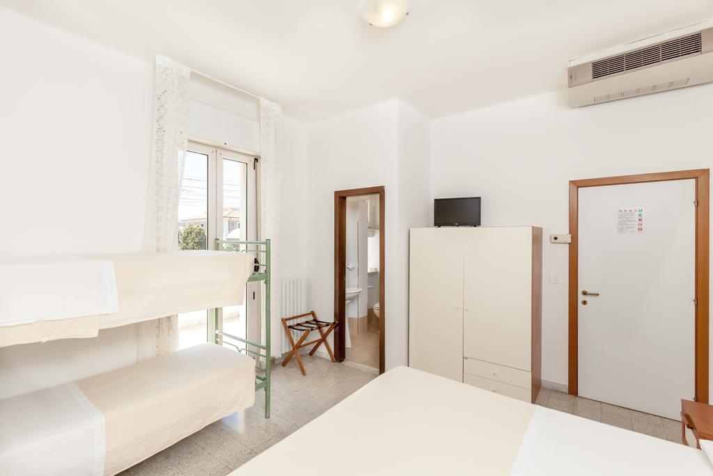 Hotel Chiar Di Luna Senigallia Eksteriør billede