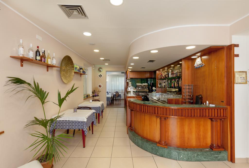 Hotel Chiar Di Luna Senigallia Eksteriør billede